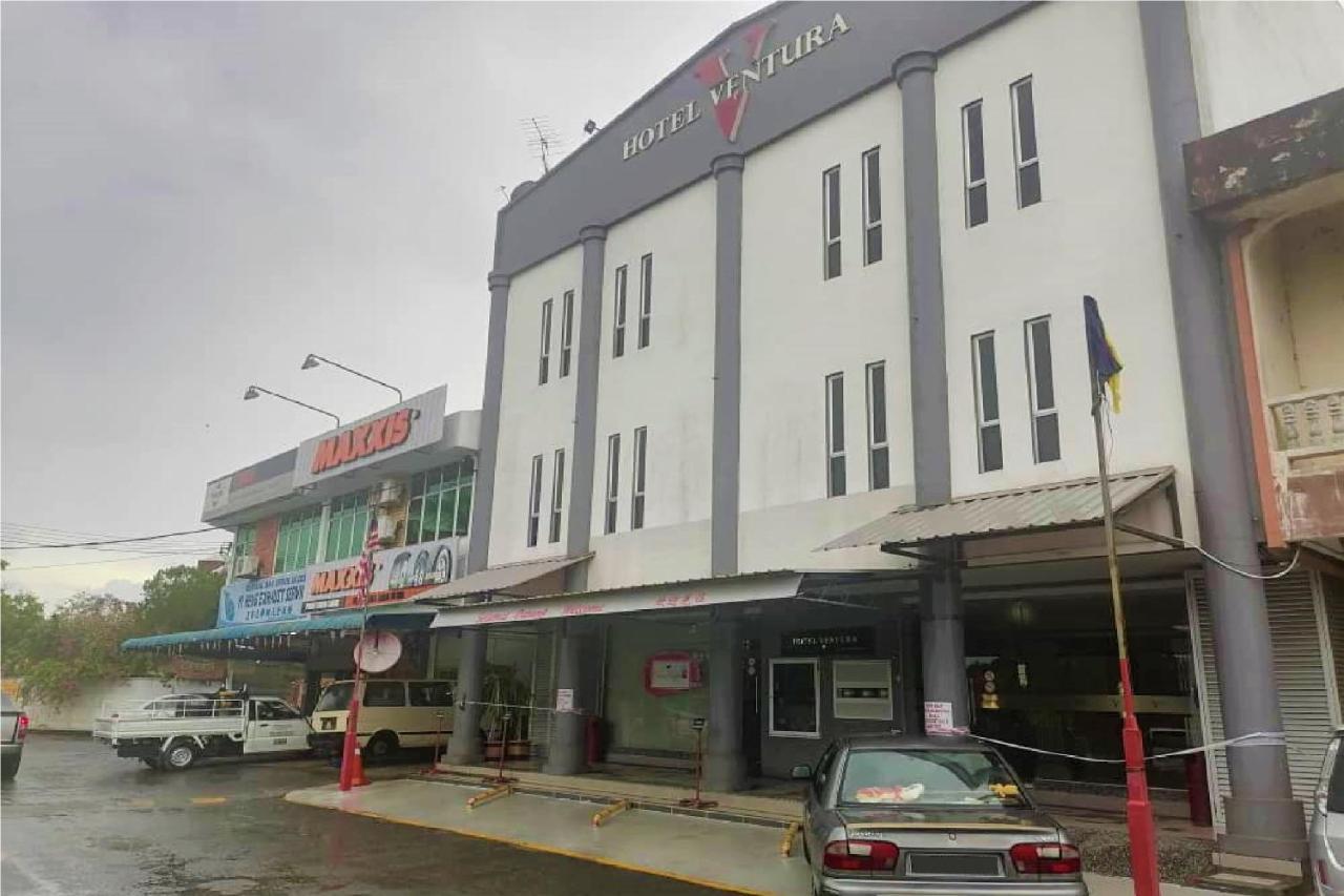 Oyo 90265 Hotel Ventura Kangar Exterior photo