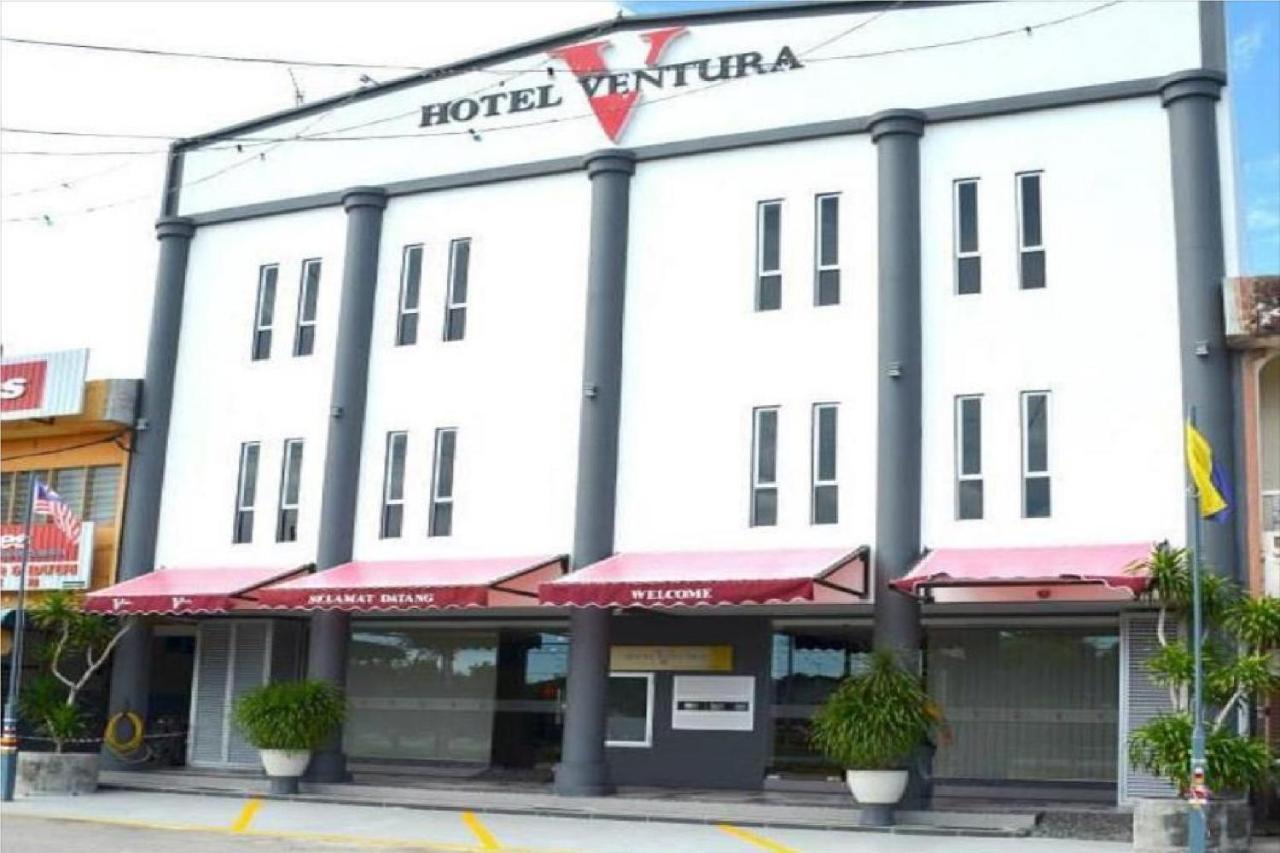 Oyo 90265 Hotel Ventura Kangar Exterior photo